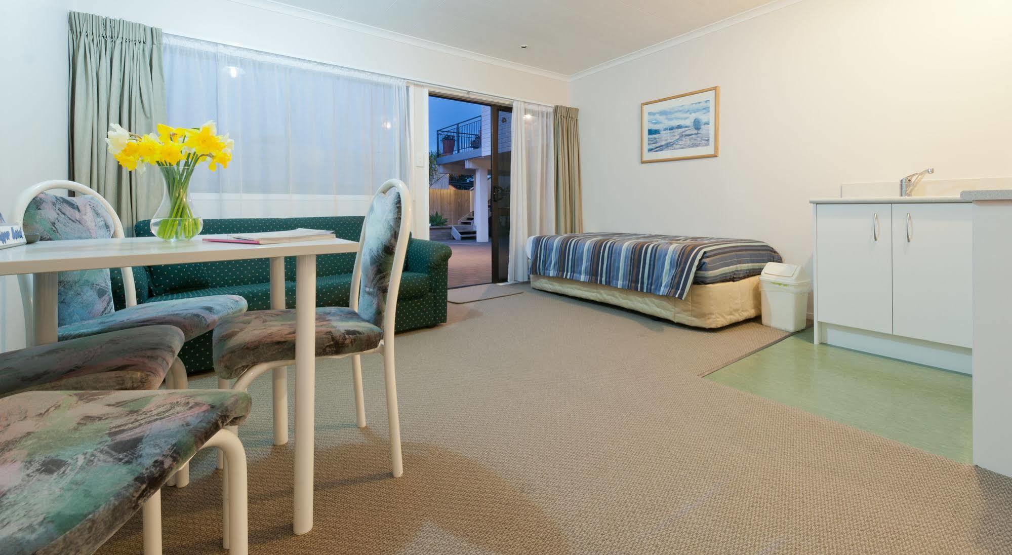 Outrigger Motel Paihia Bagian luar foto