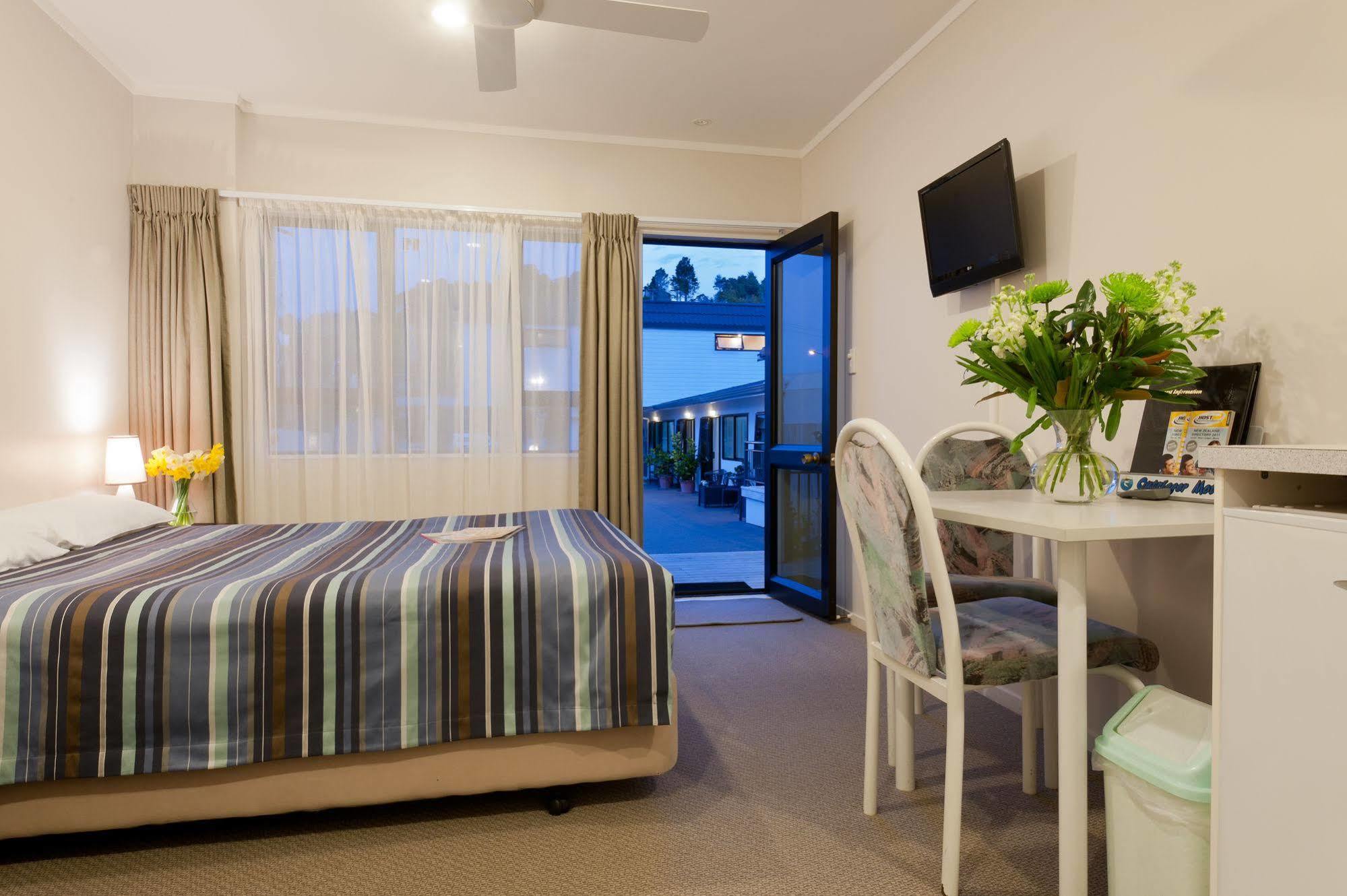 Outrigger Motel Paihia Bagian luar foto